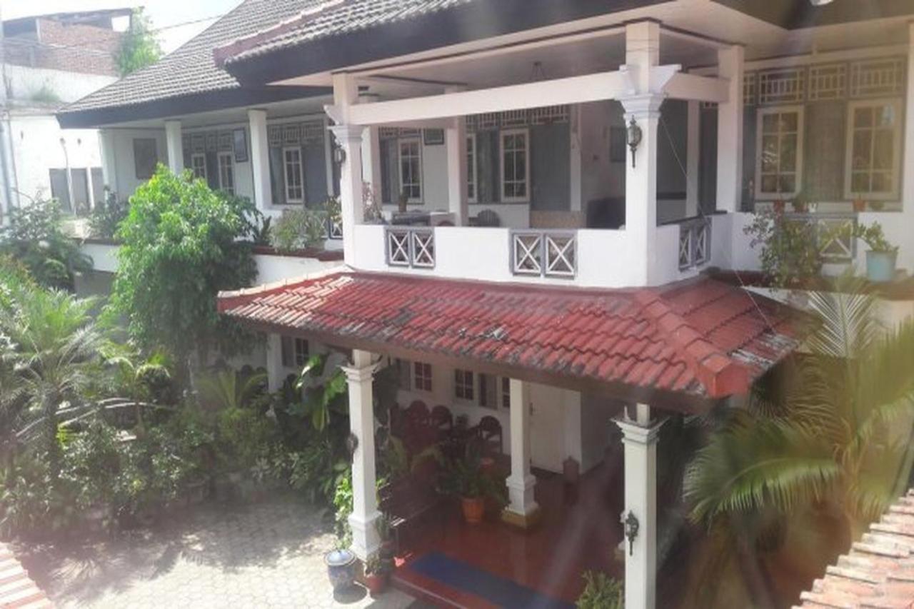 爱瑞兰格酒店 马塔兰 外观 照片